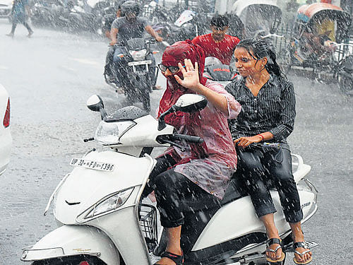 The city received 41.8 mm rainfall till to 8.30 am on Friday. HAL airport received 70.6 mm and Kempegowda International Airport (KIAL) received 24.7mm.  dh file photo