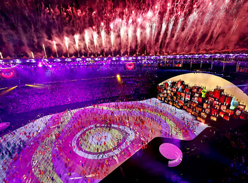 Opening ceremony - Maracana - Rio de Janeiro, Brazil - 05/08/2016. Fireworks explode during the opening ceremony REUTERS