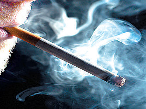 Smoking scenes: activists oppose Benegal report