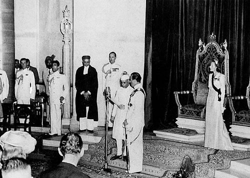 back in time. Lord Mountbatten swears in Pandit Jawaharlal Nehru as the first prime minister of free India at the ceremony held at 8.30 am on August 15, 1947.