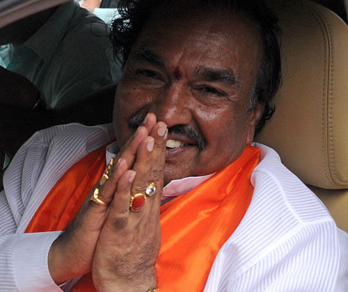 Recently, Eshwarappa had created a storm in BJP&#8200;circles by trying to revive the Sangolli Rayanna Brigade, an organisation of the Kuruba community. DH File photo