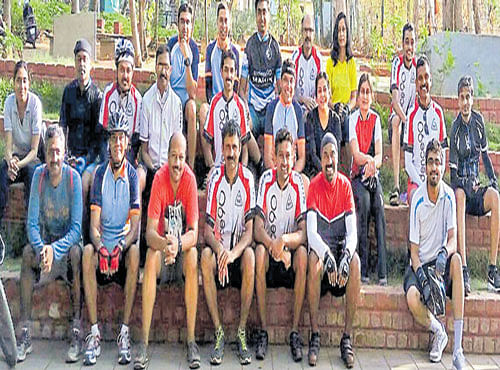 ENTHUSIASTIC (From left, top row) Jaisimha, Narayan, Supreeth, Bala, Supriya and Ghanashyam. (Middle row) Rekha, Shashikumar, Raghunath, A PNRao, Parameshwar, Madhu, Vidya, Preeti, Ashok and Manoj. (Bottom row) Sriram, Manjunath, Aveejeet, Mahendra, Chethan, Satish and Niraj.