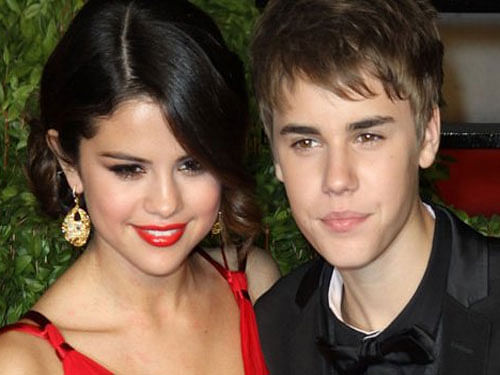 Bieber and Gomez dated on and off for years before splitting in 2014. Image courtesy Twitter.