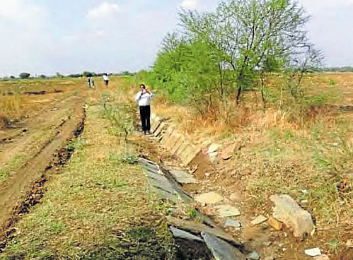 Condition of a canal in Gandorinala project in Kalaburagi.