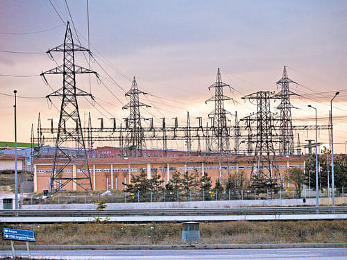 Power distribution utilities in the country have accumulated losses of around Rs 3.8 lakh crore and their outstanding liabilities is around Rs 5.4 lakh crore. DH File Photo