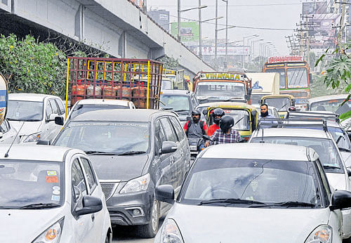 To decongest city, focus turns again on decade-old BRTS plan