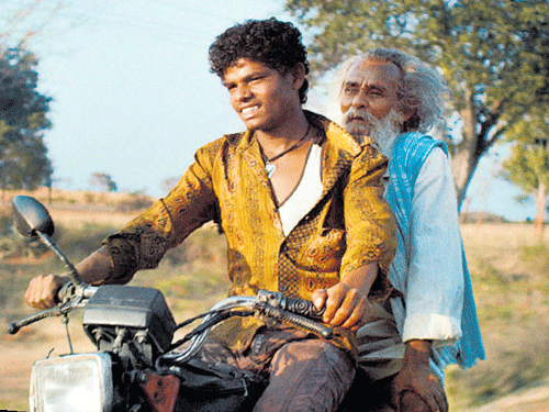 Produced by Pratap Reddy and Sunmin Park, Thithi has been screened in over 12 prestigious international and national film festivals. Movie Scene