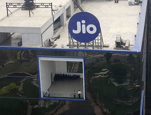 Reliance Jio, which commercially launched its services on September 5, has accused incumbent players like Bharti Airtel and Vodafone of not releasing sufficient interconnection ports during its test run of services. Reuters File Photo.