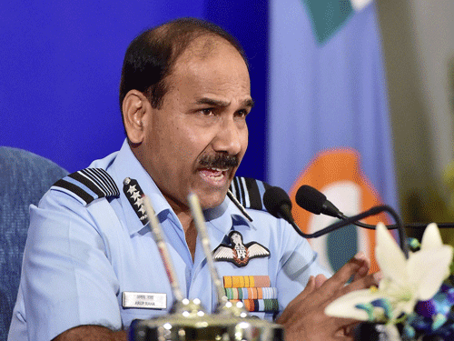 Air Force chief, Air Chief Marshal Arup Raha, accompanied by navy chief Admiral Sunil Lanba and Army adjutant general Lt Gen Rakesh Sharma, met Defence Minister Manohar Parrikar here on Wednesday to discuss anomalies and the road ahead. pti file photo