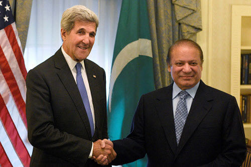 U.S. Secretary of State John Kerry shakes hands with Pakistani Prime Minister Nawaz Sharif during a bilateral meeting at the Waldorf Astoria in Manhattan. Reuters