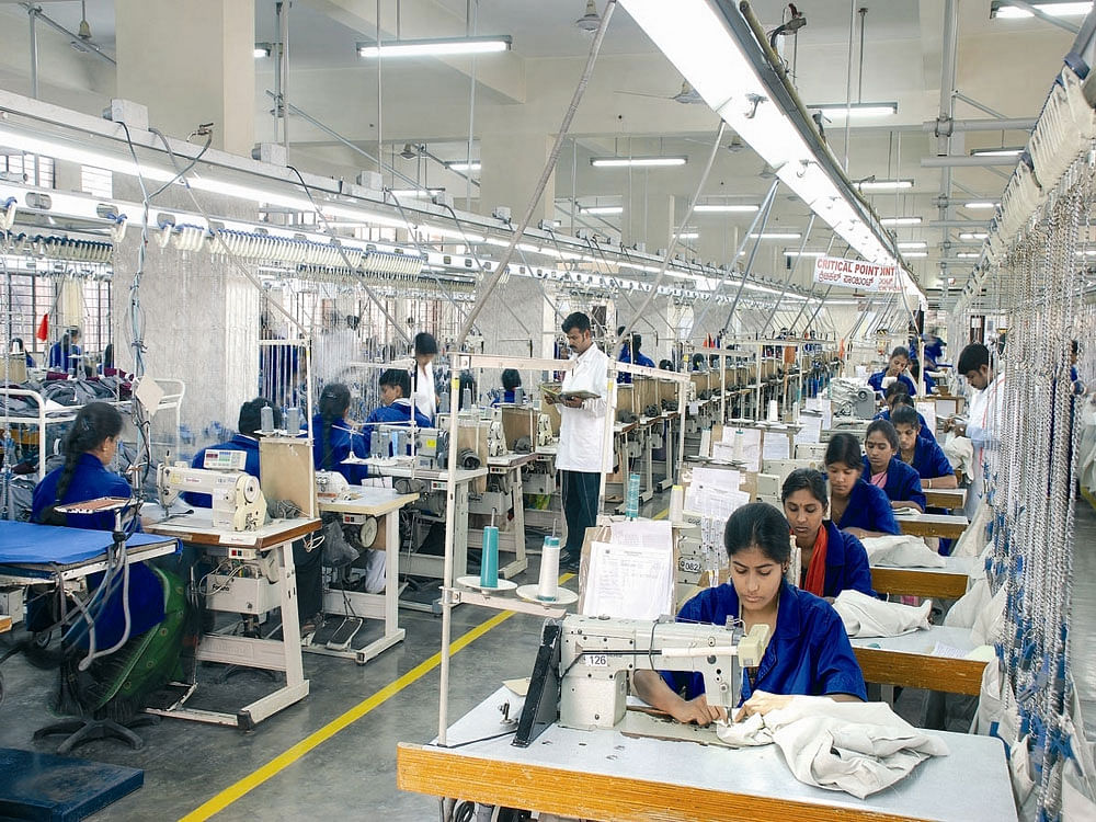 Four states (Sikkim, Karnataka, Andhra Pradesh, and Tamil Nadu) have removed all restrictions on women working at night in factories, retail establishments and the IT sector, the report said. DH file photo