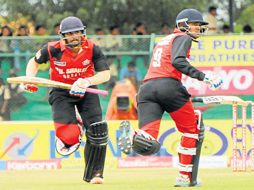 STEPPING UP: Openers KB Pawan (right) and Rohan Kadam forged an alliance of 62 runs to guide Bellary Tuskers to victory over Rockstars. DH PHOTO