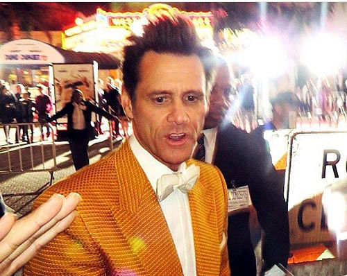 In the new documents, he said Cathriona had a text conversation with Carrey in February 2013 where she told him she thought she had contracted an STD. image courtesy: facebook