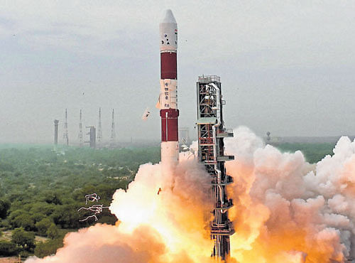 NEW MILESTONE: Isro's PSLV C35, carrying SCATSAT-1 and seven other satellites, lifts off from the Satish Dhawan Space Centre in Sriharikota on Monday. PTI