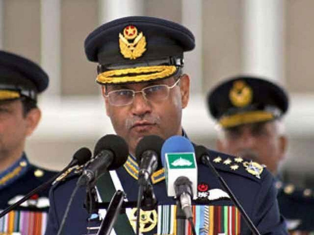Pakistan Air force chief Marshal Sohail Aman. Image courtesy Twitter.