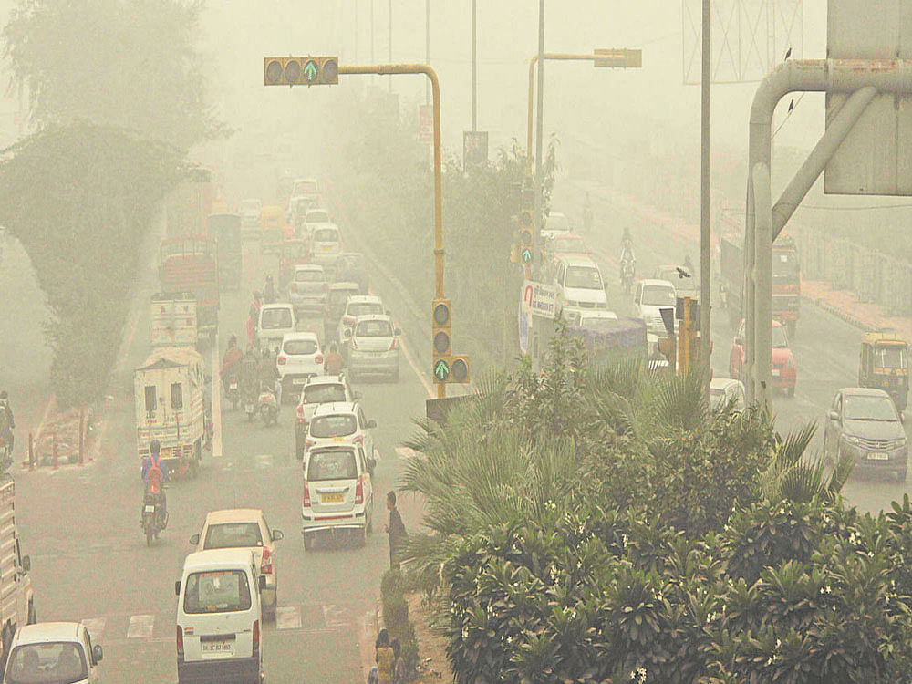The Supreme Court on Friday approved the Centre's action plan prepared in the form of graded response to tackle different levels of pollution in the Delhi-National Capital Region in view of worsening air quality. DH file photo