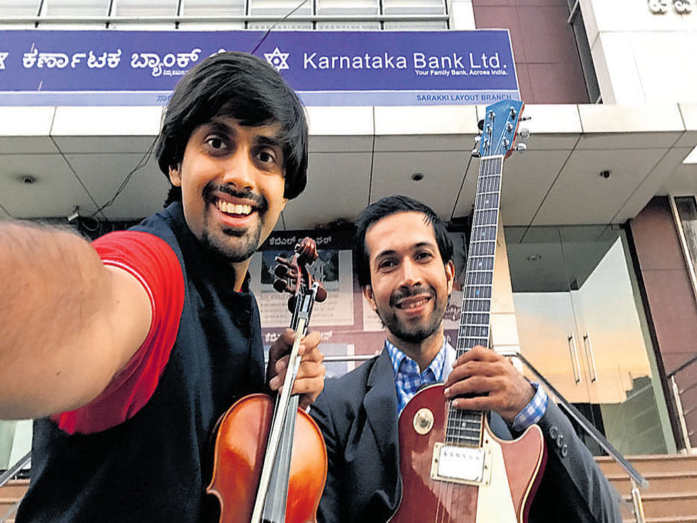 Aneesh and Manjyoti Bhattacharya, who performed for the staff of Karnataka Bank, JP Nagar branch.
