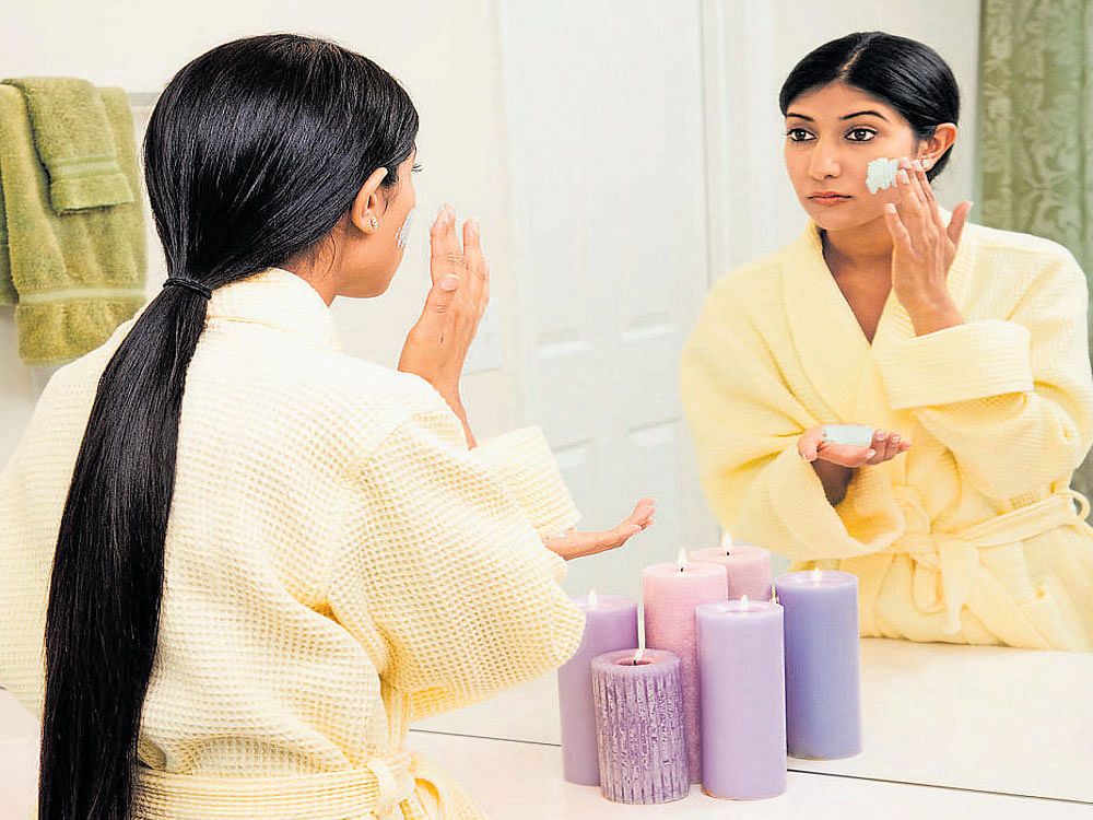 healthy options Use natural mixes to wash the face and skin during this season.