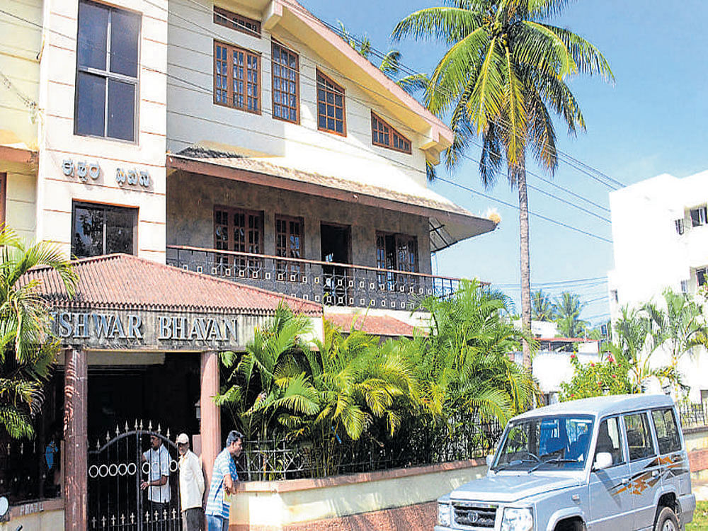 ACB officials raided the residence of KAS officer L Bheema Nayak in Belagavi on Friday.