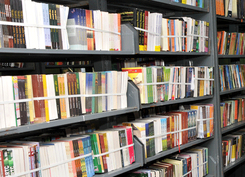 Publishers from across the state who took part in a sale of Kannada books on Saturday told DH that the department had not paid their dues worth crores. DH File photo for representation