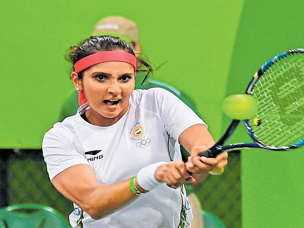 Sania came close to a historic Olympic medal in company of Rohan Bopanna, the eternal under-achiever of Indian tennis, but the Indian combination snatched defeat from a winning position in the mixed doubles semifinals in Rio. DH FIle photo