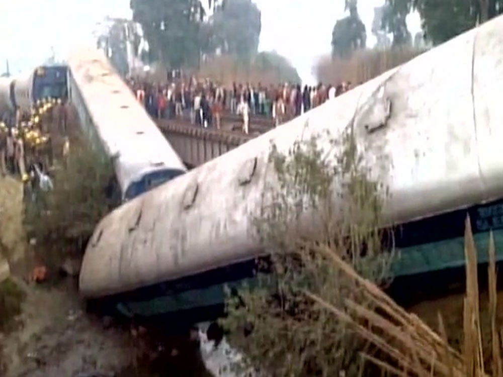 2 killed, 26 injured as Ajmer-Sealdah express derails in Kanpur dehat, ANI