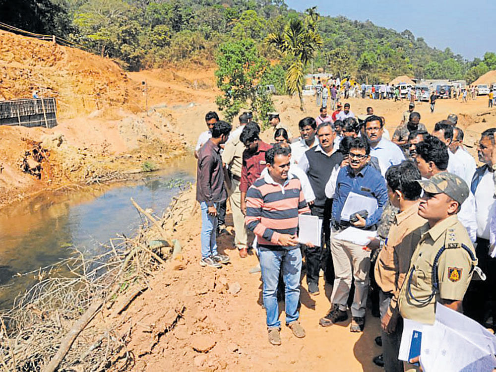 A team of officials from the Ministry of Environment and Forests on Monday visits Kerihole in Sakleshpur taluk, Hassan district, where trees have been felled for the Yettinahole project. DH PHOTO