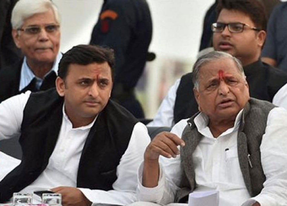 Akhilesh called Mulayam, who was in Delhi in the morning, and the SP patriarch rushed to the state capital apparently for the meeting. pti file photo
