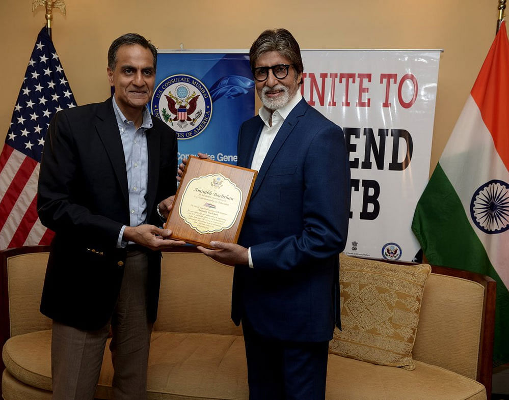 The award was presented on January 8 by US Ambassador to India Richard R Verma to the 74-year-old actor, who himself is a TB survivor and brand ambassador for the cause. image courtesy: twitter