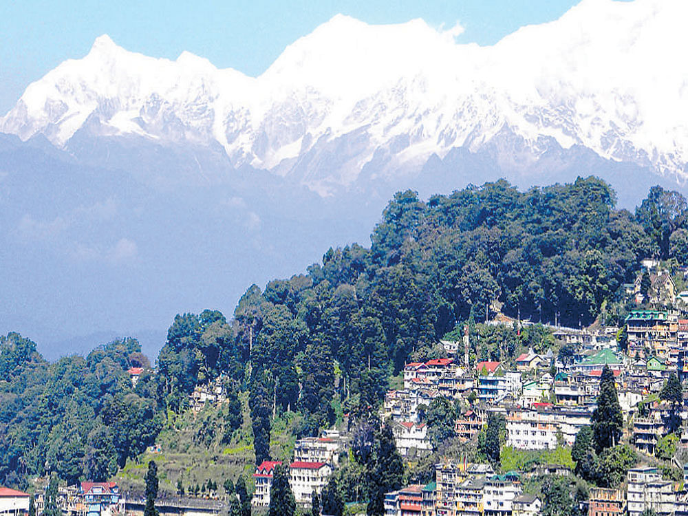 heights & feats A view of Darjeeling