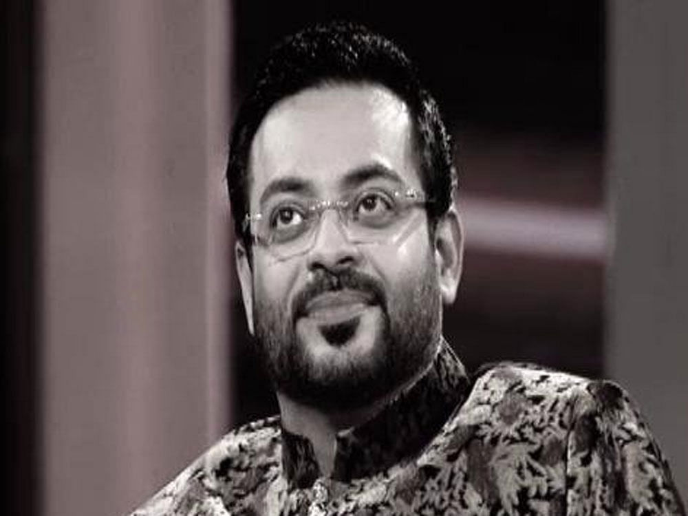 Liaquat came under fire on social media after he levelled allegations of blasphemy against 'disappeared' civil society activists and bloggers on his programme. Image courtesy Twitter.