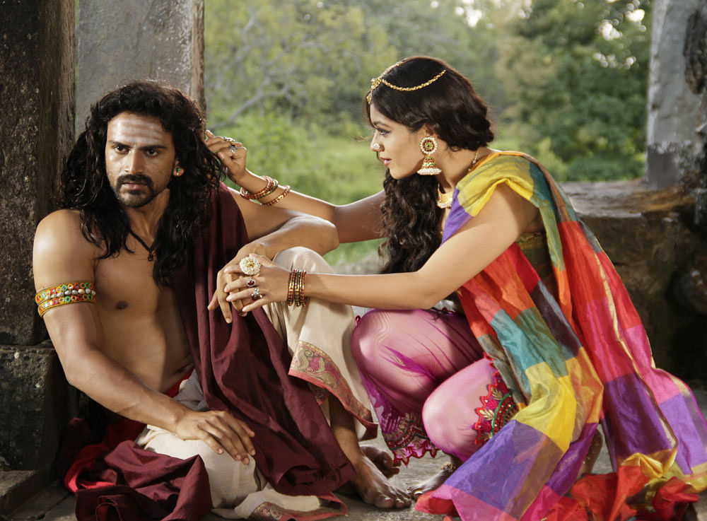 TALES OF YORE: Dhananjaya and Meghana Raj in 'Allama'.