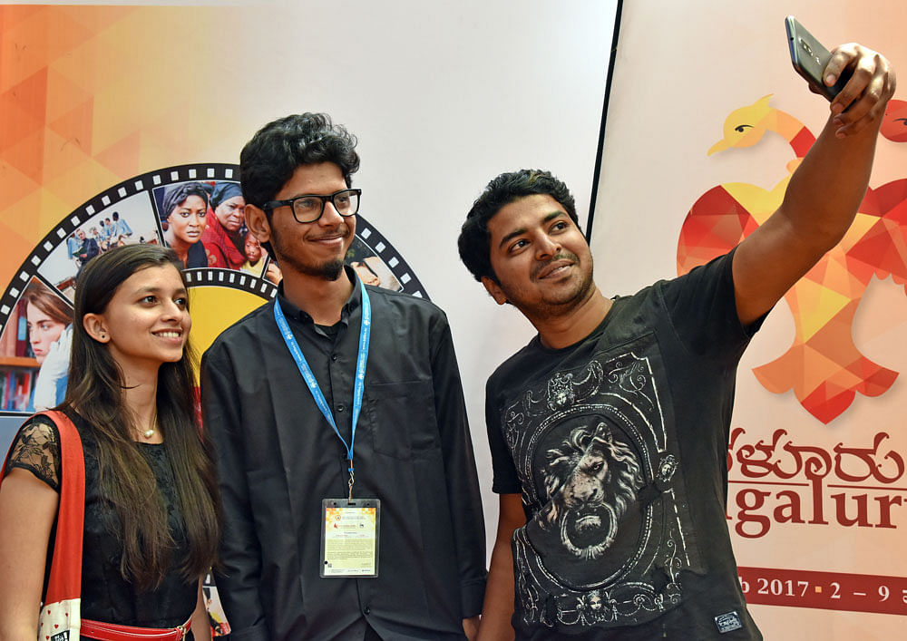 Enthusiastic: Youngsters are thronging the film festival to watch experimental movies. DH PHOTO&#8200;BY&#8200;S&#8200;K&#8200;DINESH