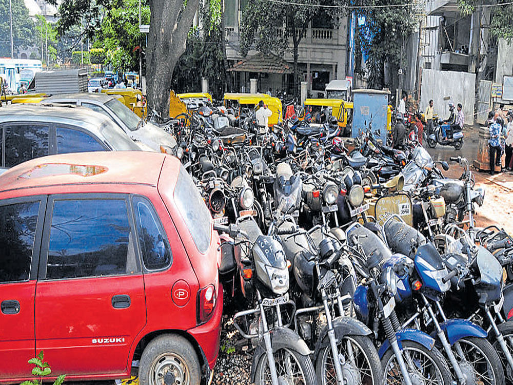 There are about 10,000 seized vehicles near police stations across the city.