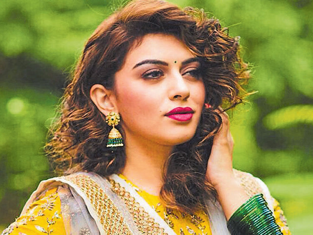 bubbly Hansika Motwani is choosy about her roles.