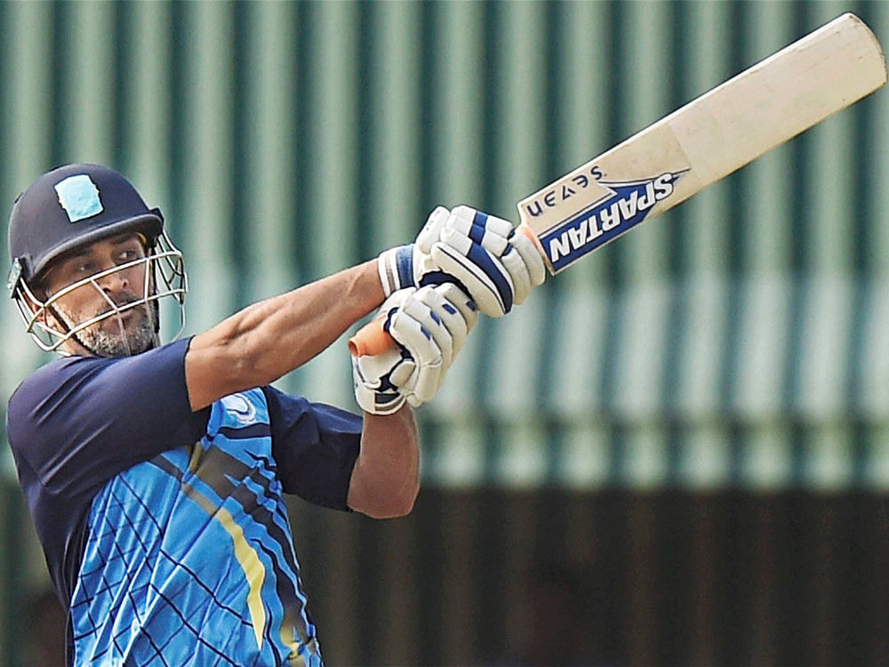 evergreen MS Dhoni will be looking to play a pivotal role for Jharkhand in the quarterfinals on Wednesday. pti