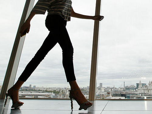 Wearing skinny jeans can wreak havoc in our body as they restrict free movement in areas such as the hips and knees, affecting the way we hold our body, researchers said. AP File Photo