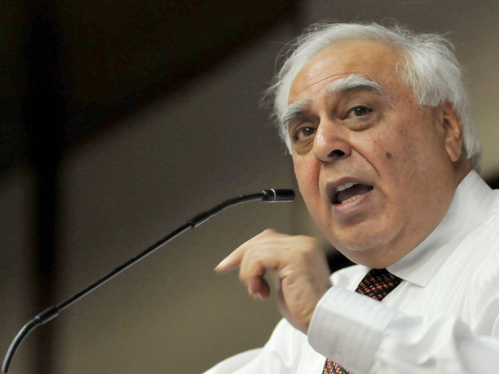 Initiating a discussion on the 2017 Finance Bill, Congress leader Kapil Sibal lashed out at the government claiming it had failed to generate jobs or provide support to farmers and its 'jumlas' and promises have remained hollow. DH file photo