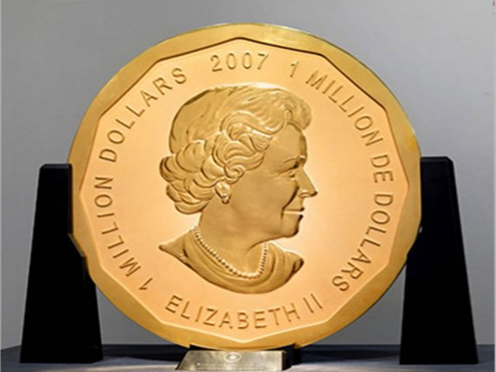 The coin, 53 cm (21 inches) across and three cm thick, features the portrait of Queen Elizabeth II.  Image source twitter