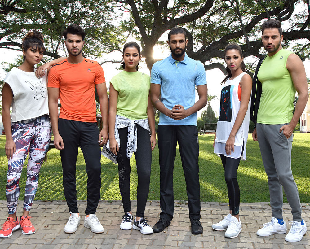 From stylish crop tops, T-shirts and street-style tank tops to reversible tights, jogger pants, wind jackets and shorts, one is sure to be spoilt for choices with 'Reebok's' latest Spring-Summer'17 collection. The brand's new range is all set to add an element of comfort into every fitness enthusiast's closet.