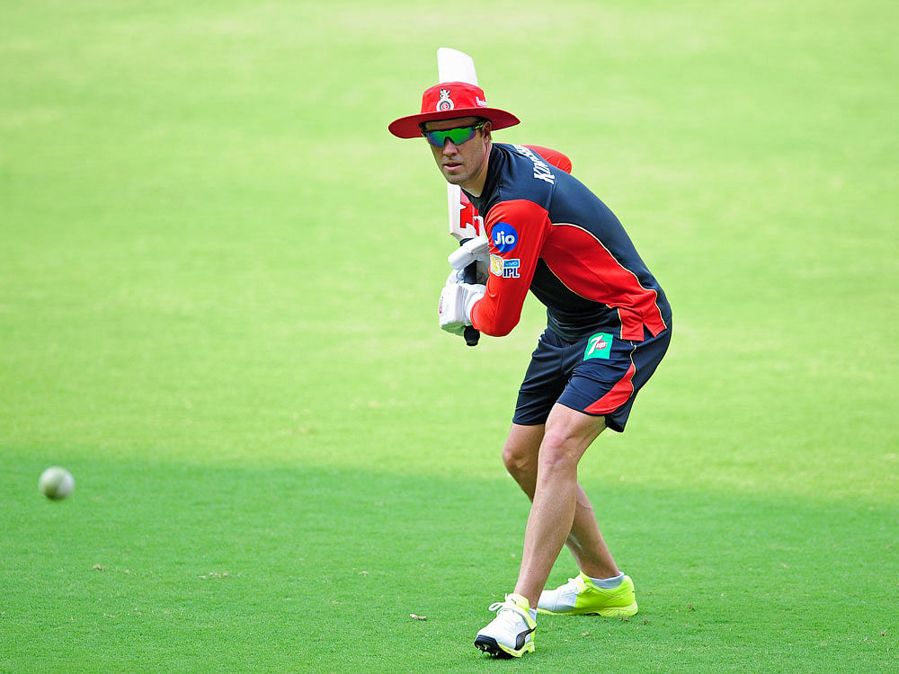 De Villiers remained unavailable for almost six months as he battled an elbow injury.