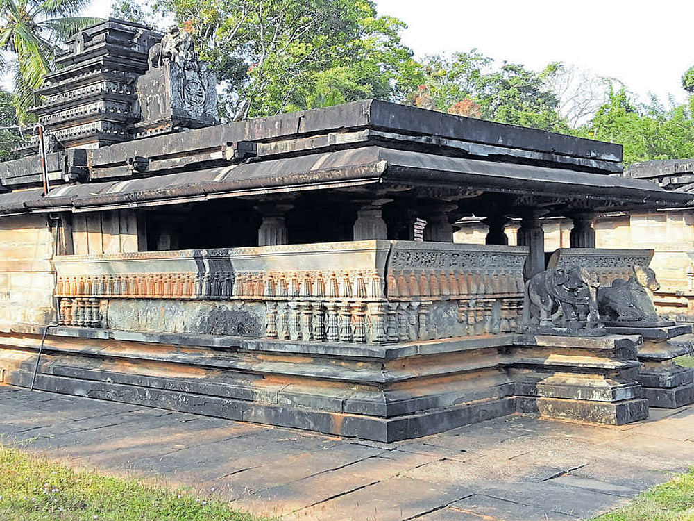 resplendent A view of Rameshwara Temple, Nadakalasi. PHOTO BY AUTHOR