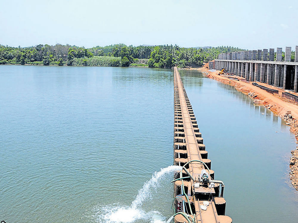 A view of the Thumbe vented dam on the outskirts of Mangaluru on Saturday. DH file photo