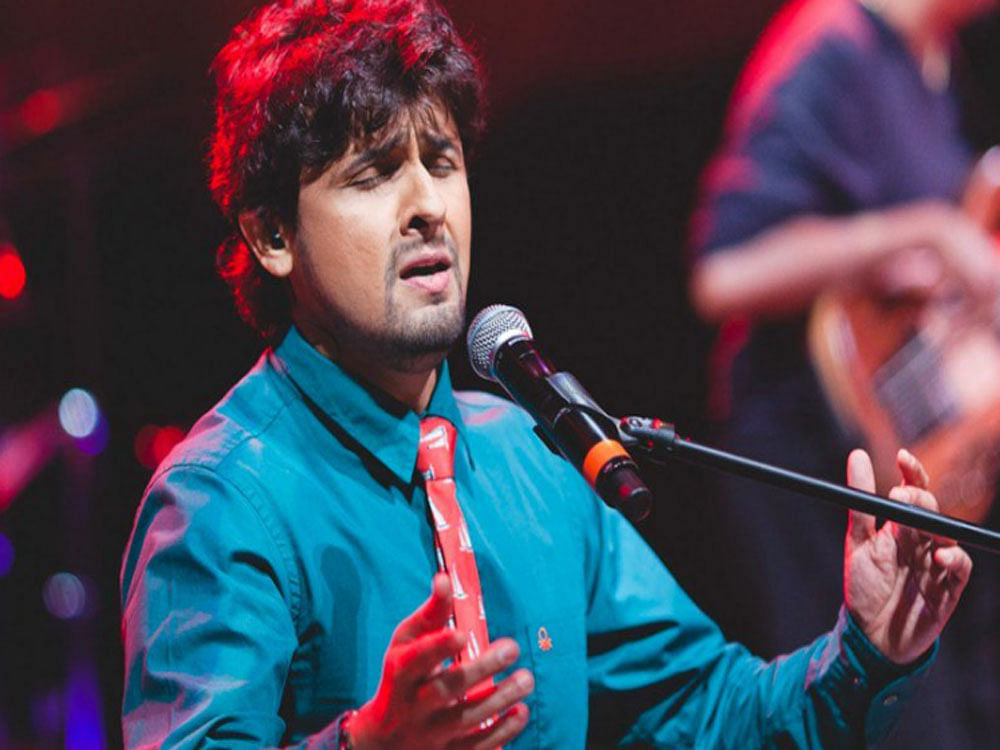 Singer Sonu Nigam. Picture courtesy Twitter