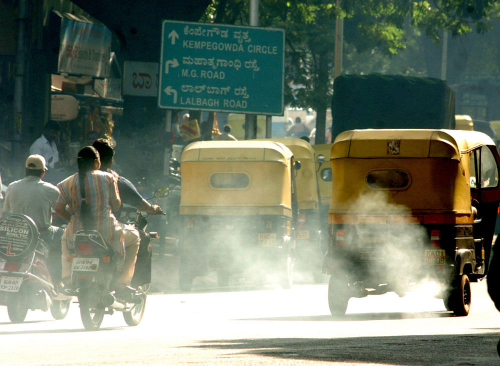 The Karnataka State Pollution Control Board (KSPCB) had in 2008 concluded that vehicular emission accounts for 42% of the air pollution in the city. DH&#8200;File Photo