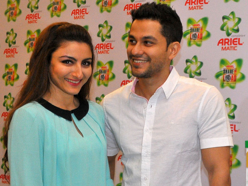 Actors Soha Ali Khan and Kunal Khemu are expecting their first child together. DH File Photo