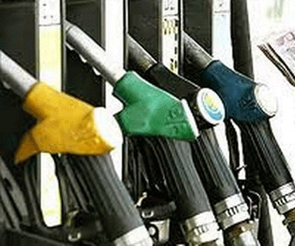 As many as 3.5 crore people currently visit 59,595 petrol pumps in the country for buying auto fuel.  PTI File Photo