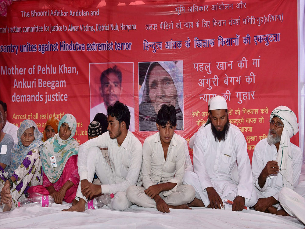 Alwar victim Pehlu Khan's mother Ankuri Beegam and other family members at a dharna demanding justice for him, at Jantar Mantar in new Delhi on Wednesday. Photo credit: PTI