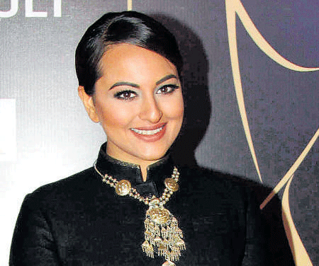 Sonakshi Sinha got into a spat with Armaan Malik when the latter criticised the trend of actors becoming playback singers.