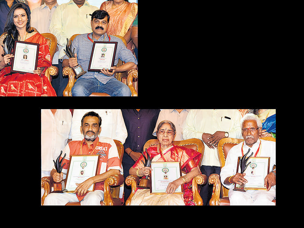 Chief Minister Siddaramaiah (not in picture) presented state film awards (2016) to Sruthi Hariharan (Best Actress) and Achyuth Kumar (Best Actor), lifetime achievement awards to K&#8200;V&#8200;Raju (Puttanna Kanagal&#8200;Award), Advani Lakshmi Devi  (Dr Rajkumar Award) and K&#8200;Chinnappa (Dr Vishnuvardhan&#8200;Award) in Bengaluru on Monday. DH&#8200;photo